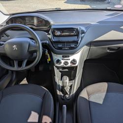 Peugeot 208 LIKE 1.0I 68CH 5P BVM5 La Blouti&egrave;re