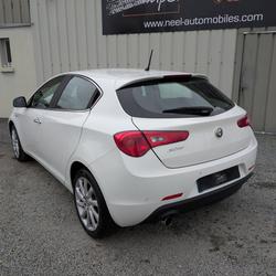 Alfa Romeo Giulietta DISTINCTIVE 1.6 JTDM 105CH BVM6 La Blouti&egrave;re