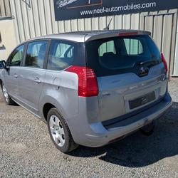 Peugeot 5008 ACTIVE 1.6 HDI 115CH BVM6 La Blouti&egrave;re
