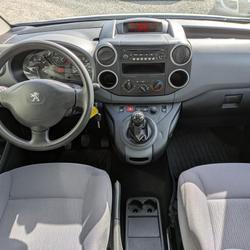 Peugeot Partner II L1 1.6 HDI 75CH BVM5 La Blouti&egrave;re
