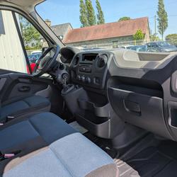 Renault Master III F3300 L2H2 2.3 DCI 125CH BVM6 La Blouti&egrave;re