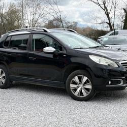 Peugeot 2008 1.2i PureTech 12V - 82  Style  Courroie chang&eacute;e 2024) Lons