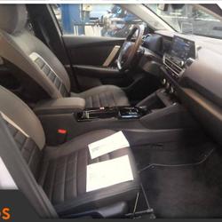 Citroen C4 1.2i Hybride 136 e-DCS 6 Max Vannes