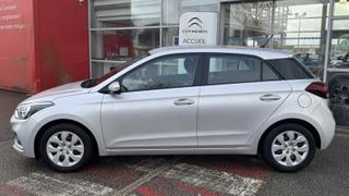 Hyundai i20  - photo 1