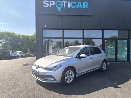 Volkswagen Golf 8 - 1.0 eTSI OPF 110ch Life Business DSG7 - 21 490 €