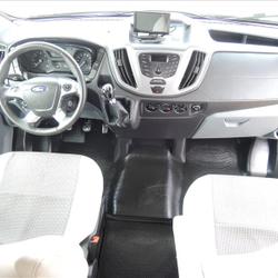 Capucine Chausson FORD TRANSIT 125 CH Morlaix