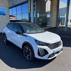 Peugeot 2008 1.2 HYBRID 145CH GT E-DCS6 M&eacute;rignac