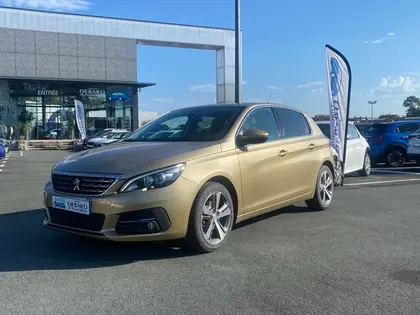Peugeot 308 II Phase 2 - 1.5 BLUEHDI 130CH S&S ALLURE EAT8 - 14 990 €