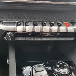 Peugeot 3008 1.2I PURETECH 12V S&S - 130 - BV EAT6 CROSSWAY Saint-Pierre-des-&Eacute;chaubrognes