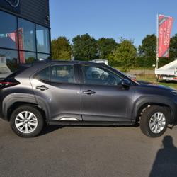 Toyota Yaris Cross 116H DYNAMIC BUSINESS + PROGRAMME BEYOND ZERO ACADEMY MY22 Laval