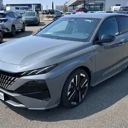 Peugeot 308 III Phase 1 1.5 BLUEHDI 130CH S&S GT EAT8 Saint-Saturnin