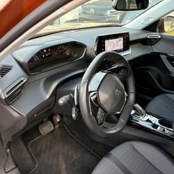 Peugeot 2008 BLUEHDI 130 S&S EAT8 ALLURE Gervans