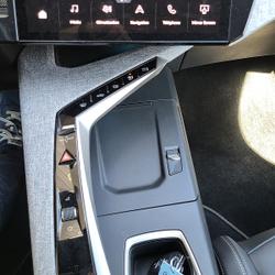 Peugeot 5008 1.2I HYBRID -145 - BV E-DCS6 GT Maul&eacute;on