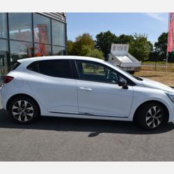 Renault Clio 5 1.6 E-TECH 145CH FULL HYBRID EVOLUTION Laval
