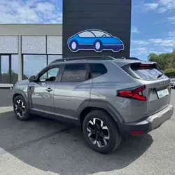 Dacia Duster 1.6 HYBRID 140CH EXTREME Saint-L&eacute;ger-de-Lini&egrave;res