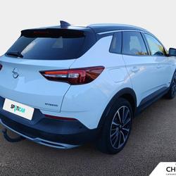 Opel Grandland Grandland X Hybrid 225 ch BVA8 Elite Fr&eacute;jus