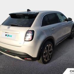 Fiat 600e 600e 54 kWh 156 ch La Prima Fr&eacute;jus