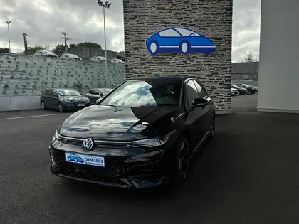 Volkswagen Golf 8 - 2.0 TDI 150CH R-LINE DSG7 - 36 990 €