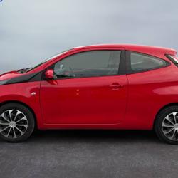 Toyota Aygo X-PLAY 1.0 VVT-i &ndash; Garantie 12 mois &ndash; Moteur &agrave; Chaine &ndash; Aucun Frais &agrave; Pr&eacute;voir Serres-Castet