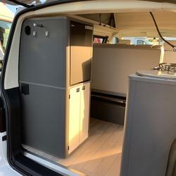 Fourgon Westfalia VOLKSWAGEN TRANSPORTEUR 2.0L TDI - 150 BV Verson