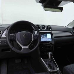 Suzuki Vitara Hybrid 110 AUT Select CAM Carplay Keyless Heated Seats occasion - Cesson-S&eacute;vign&eacute; - photo 3/17