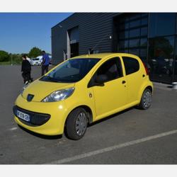 Peugeot 107 1.0 12V TRENDY 5P Laval