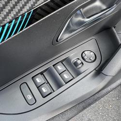 Peugeot e-2008 2008 Electrique 136 ch Style Naves