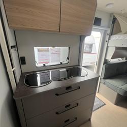 Caravane Burstner  Verson