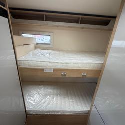 Capucine Ci FORD HORON 77 M TRANSIT 2.0L TDCI - 165 BVA Verson