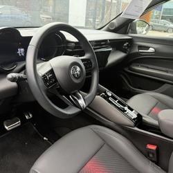 Alfa Romeo Junior Junior 1.2 Ibrida 145 ch e-DCT6 Q4 Premium Perpignan