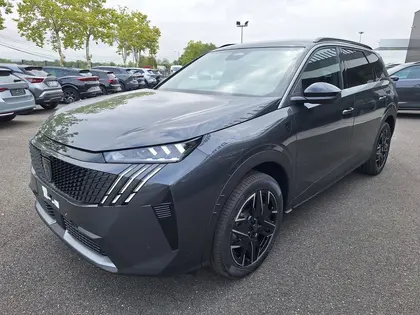 Peugeot 5008 - HYBRID 145CH GT E-DCS6 - 33 990 €