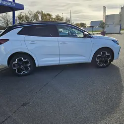 Opel Grandland 1.5 D 130CH GS BVA8 Chemill&eacute;-en-Anjou
