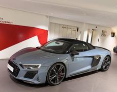 Audi R8 Spyder Paris 17e Arrondissement