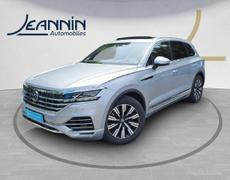 Volkswagen Touareg Vert-Saint-Denis
