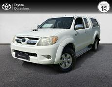 Toyota Hilux - 120 D-4D X-Tra Cabine VX 4x4 - 18 900 €