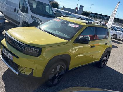 Fiat Grande Panda - Grande Panda T-Gen 3 1.2 Hybrid Turbo 110 ch eDCT6 La Prima - 24 600 €