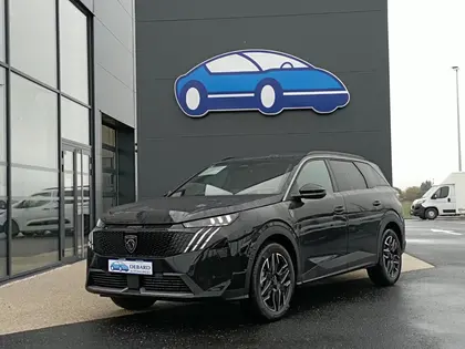 Peugeot 5008 - HYBRID 145CH GT E-DCS6 - 33 990 €