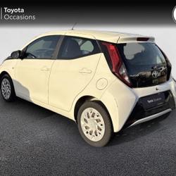 Toyota Aygo 1.0 VVT-i 72ch x-play 5P MY19 occasion - Concarneau - photo 2/24