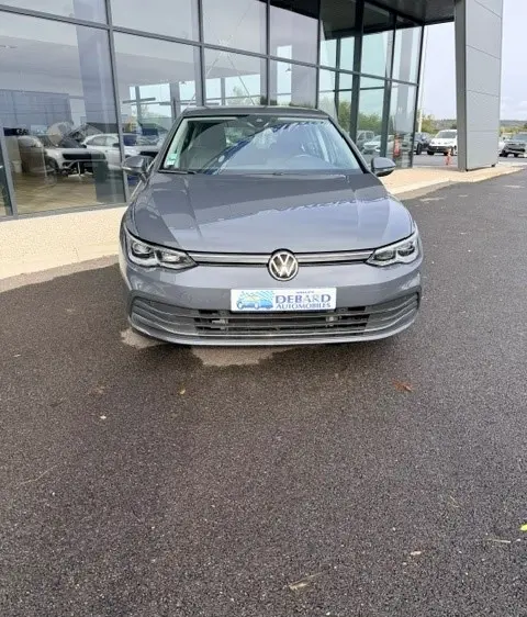 Volkswagen Golf 8  - Life - 21 990 €