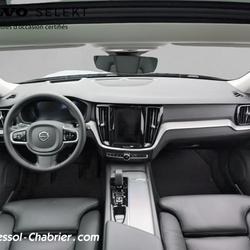 Volvo V60 Micro hybride essence B4 197 ch DCT7 Ultra Style Dark occasion - Mauguio - photo 3/30