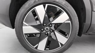 Volvo EX40  - photo 3