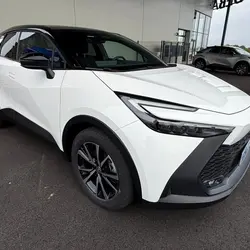 Toyota C-HR 2.0 HYBRIDE RECHARGEABLE 225CH GRAPHIC MY26 occasion - Alixan - photo 3/26