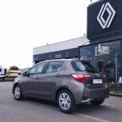 Toyota Yaris Hybrid 100h - BV e-CVT (RC19)  III 2011 France Business PHASE 3 Divatte-sur-Loire