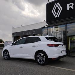 Renault Megane 4 M&eacute;gane 1.3 TCe - 140 - FAP 2021N IV BERLINE Intens PHASE 2 occasion - Divatte-sur-Loire - photo 2/35