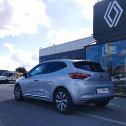 Renault Clio 5 1.6 E-Tech Hybride - 145 - BVA multi-modes V BERLINE Evolution PHASE 1 occasion - Divatte-sur-Loire - photo 2/32