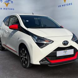 Toyota Aygo 1.0 VVT-i 72ch x-play 5p ** Cam&eacute;ra de recul / Carplay / Full Suivi ** Serres-Castet