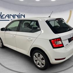 Skoda Fabia Fabia 1.0 MPI 60 ch BVM5 Business Vert-Saint-Denis