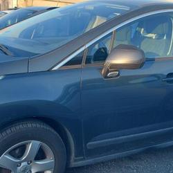 Peugeot 3008 3008 1.6 HDi 16V 110ch FAP Confort Pack Perpignan