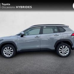 Toyota Corolla CROSS 1.8 140ch Dynamic Business MY25 Pl&eacute;rin