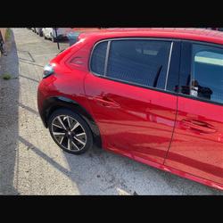 Peugeot 208 208 PureTech 100 S&S EAT8 GT Perpignan